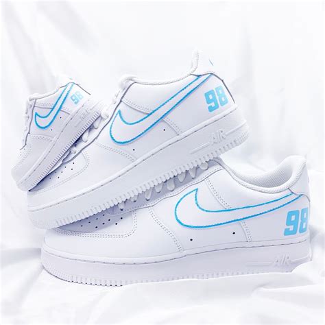 air force mit kleinen nike zeichen|air force 1 custom sneaker.